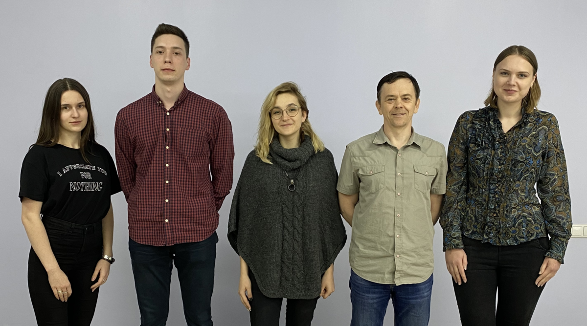 БИМ-отдел Везы в 2021 году, слева направо: Аня, Влад, Вера Парфёнова, Юра, Вера
